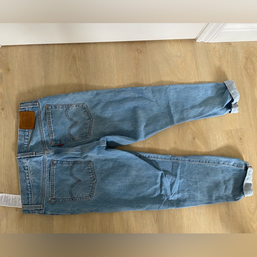 Levis wedgy jeans